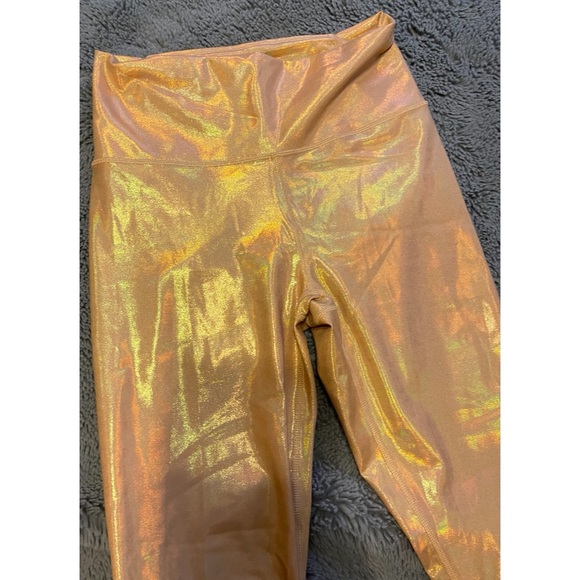 Fabletics high waist shiney iridescent leggings size M - Picture 4 of 8